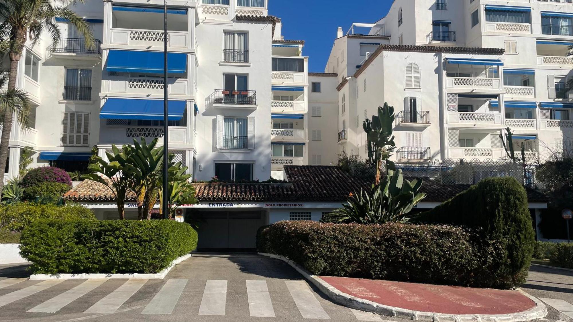 Playa Del Duque Ocean Club 1 Apartment *
