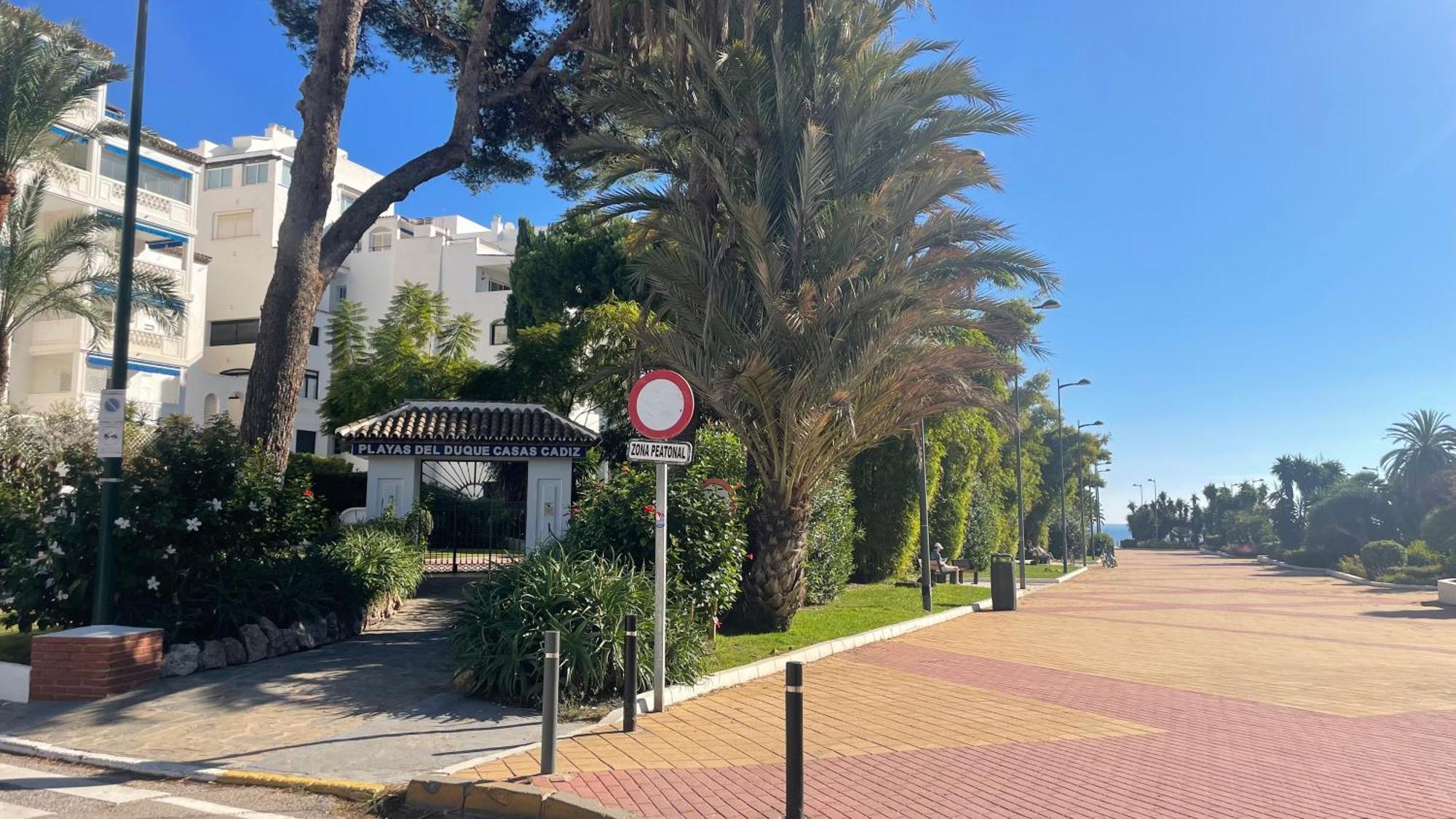 Apartment Playa Del Duque Ocean Club 1 *